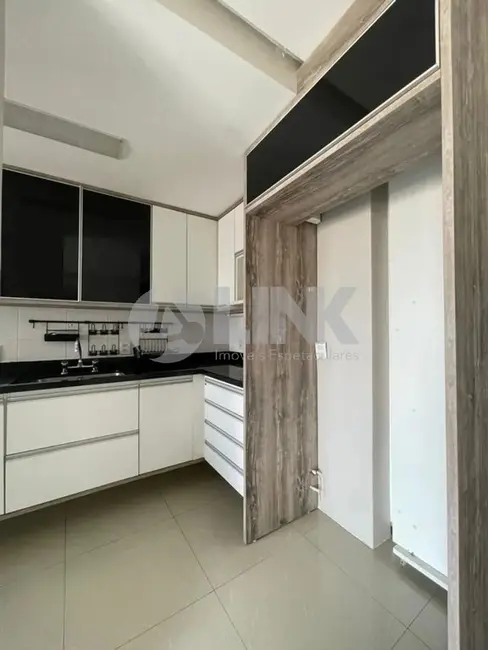 Foto 5 de Apartamento com 3 quartos à venda, 75m2 em Passo da Areia, Porto Alegre - RS