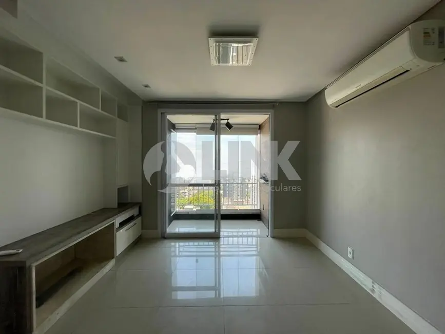 Foto 2 de Apartamento com 3 quartos à venda, 75m2 em Passo da Areia, Porto Alegre - RS