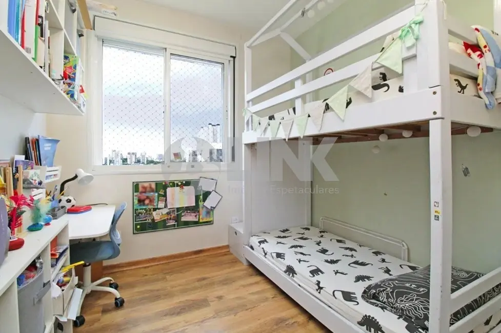 Apartamento com 3 quartos à venda, 75m2 em Passo da Areia, Porto Alegre - RS - imagem 9 Foto 9 de Apartamento com 3 quartos à venda, 75m2 em Passo da Areia, Porto Alegre - RS