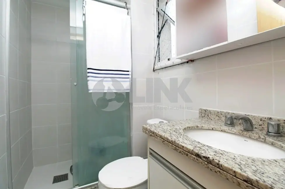 Apartamento com 3 quartos à venda, 75m2 em Passo da Areia, Porto Alegre - RS - imagem 8 Foto 8 de Apartamento com 3 quartos à venda, 75m2 em Passo da Areia, Porto Alegre - RS