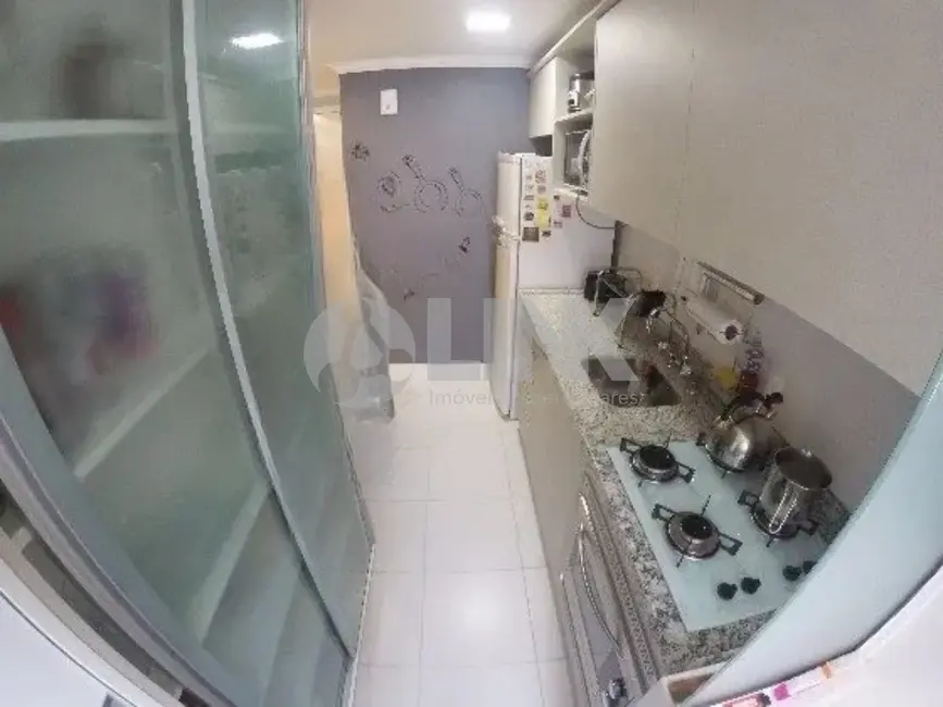 Apartamento com 2 quartos à venda, 63m2 em Passo da Areia, Porto Alegre - RS - imagem 8 Foto 8 de Apartamento com 2 quartos à venda, 63m2 em Passo da Areia, Porto Alegre - RS