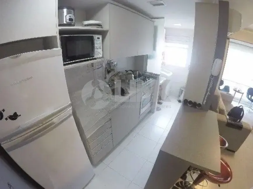 Apartamento com 2 quartos à venda, 63m2 em Passo da Areia, Porto Alegre - RS - imagem 7 Foto 7 de Apartamento com 2 quartos à venda, 63m2 em Passo da Areia, Porto Alegre - RS
