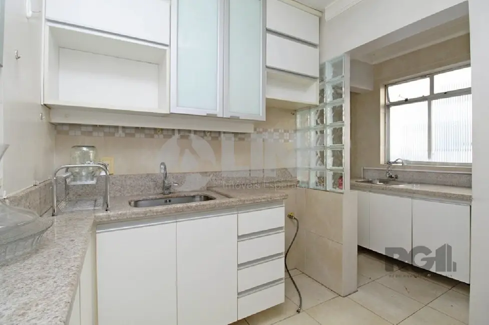 Apartamento com 2 quartos à venda, 134m2 em Farroupilha, Porto Alegre - RS - imagem 9 Foto 9 de Apartamento com 2 quartos à venda, 134m2 em Farroupilha, Porto Alegre - RS