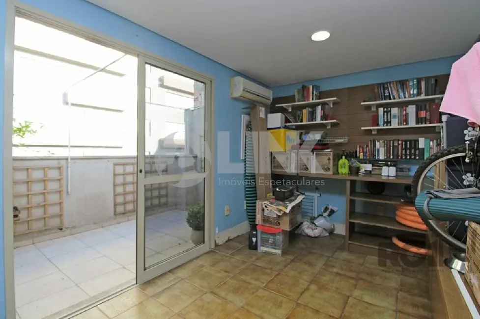 Foto 2 de Apartamento com 2 quartos à venda, 134m2 em Farroupilha, Porto Alegre - RS