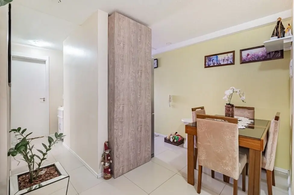 Foto 3 de Apartamento com 2 quartos à venda, 44m2 em Sarandi, Porto Alegre - RS