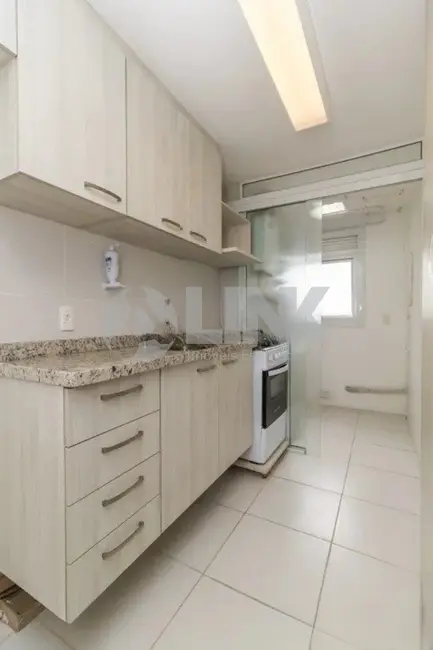 Foto 5 de Apartamento com 2 quartos à venda, 63m2 em Passo da Areia, Porto Alegre - RS
