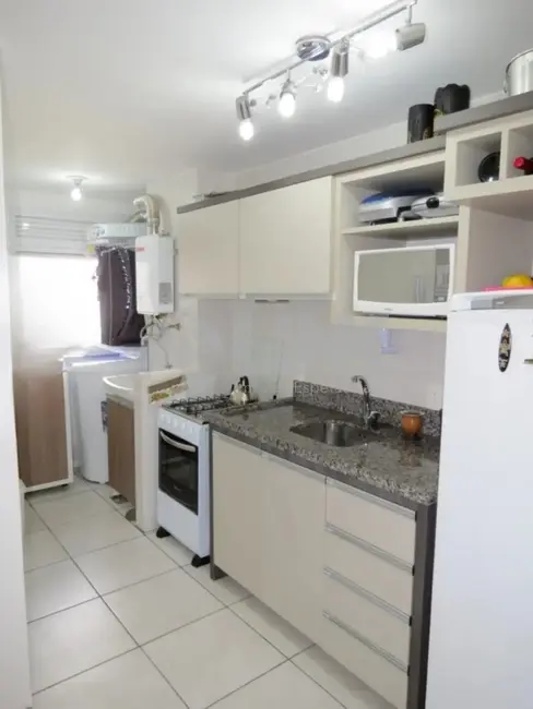 Apartamento com 2 quartos à venda, 63m2 em Passo da Areia, Porto Alegre - RS - imagem 3 Foto 3 de Apartamento com 2 quartos à venda, 63m2 em Passo da Areia, Porto Alegre - RS