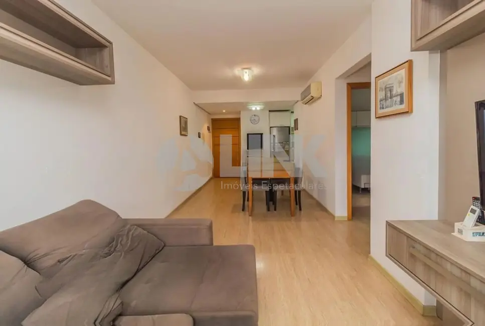 Apartamento com 2 quartos à venda, 67m2 em Passo da Areia, Porto Alegre - RS - imagem 5 Foto 5 de Apartamento com 2 quartos à venda, 67m2 em Passo da Areia, Porto Alegre - RS