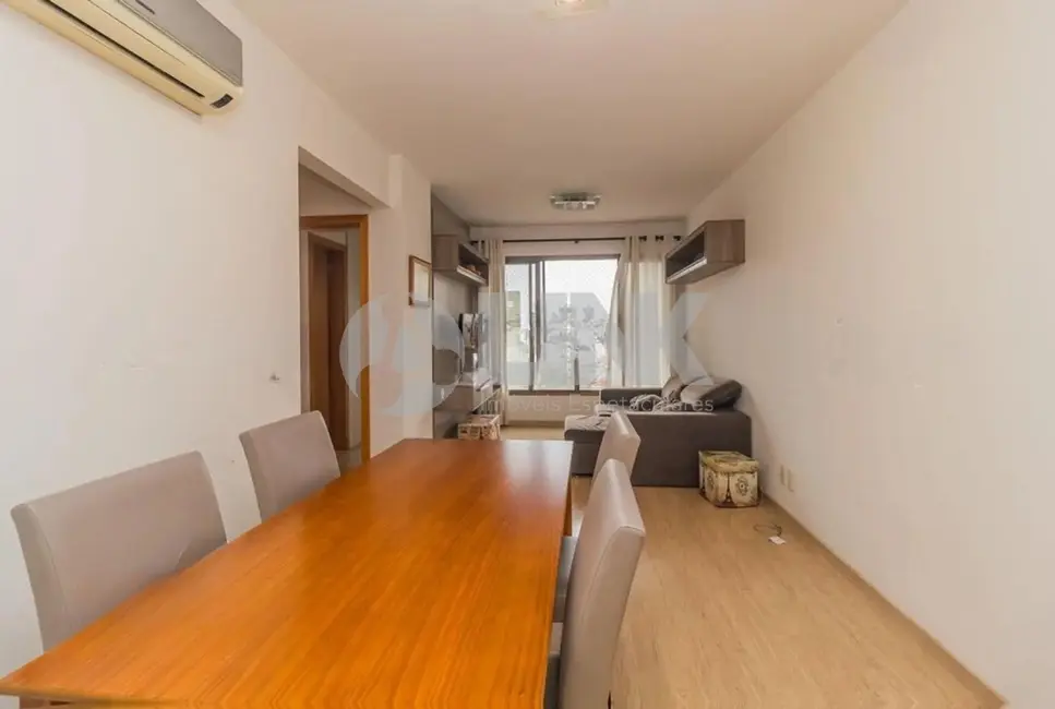 Apartamento com 2 quartos à venda, 67m2 em Passo da Areia, Porto Alegre - RS - imagem 2 Foto 2 de Apartamento com 2 quartos à venda, 67m2 em Passo da Areia, Porto Alegre - RS
