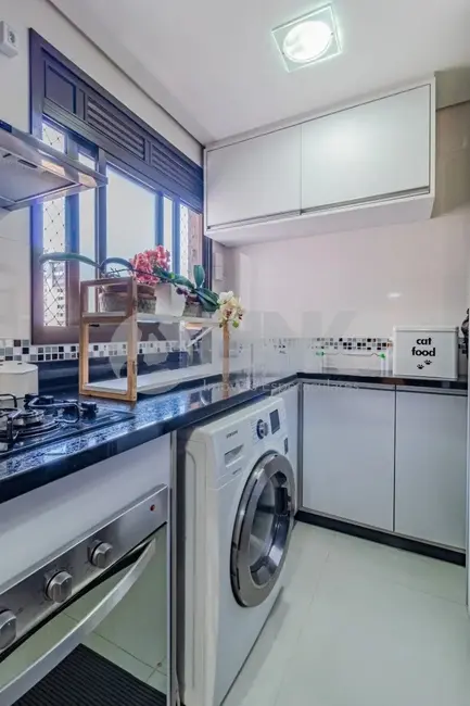 Apartamento com 2 quartos à venda, 67m2 em Passo da Areia, Porto Alegre - RS - imagem 9 Foto 9 de Apartamento com 2 quartos à venda, 67m2 em Passo da Areia, Porto Alegre - RS