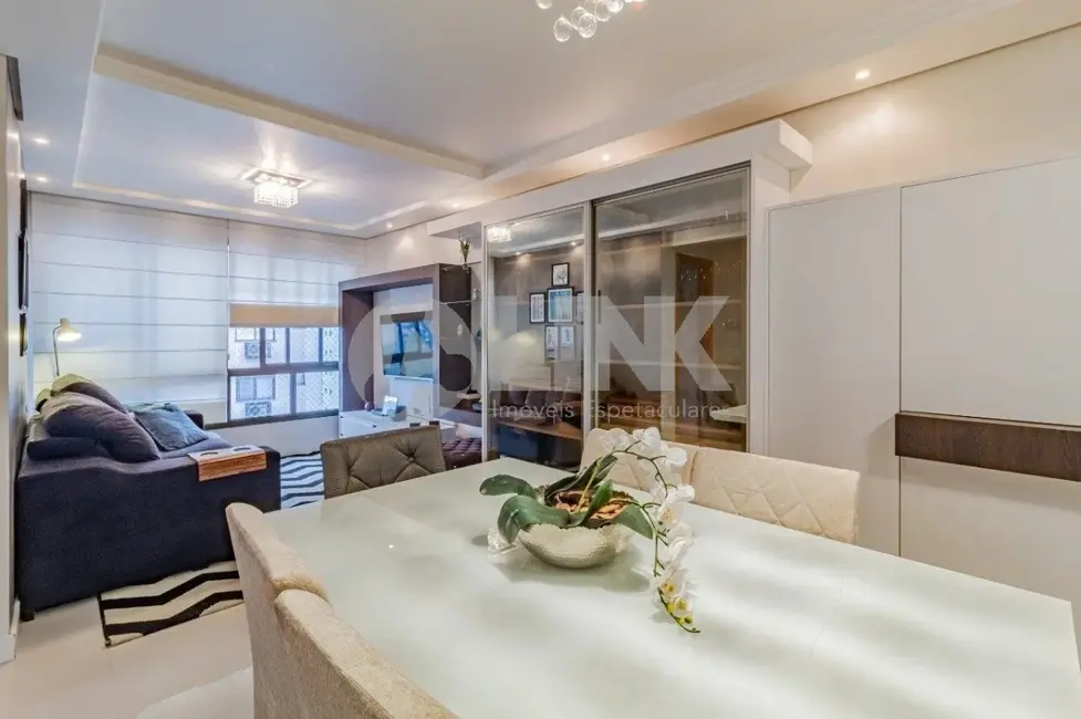 Apartamento com 2 quartos à venda, 67m2 em Passo da Areia, Porto Alegre - RS - imagem 4 Foto 4 de Apartamento com 2 quartos à venda, 67m2 em Passo da Areia, Porto Alegre - RS