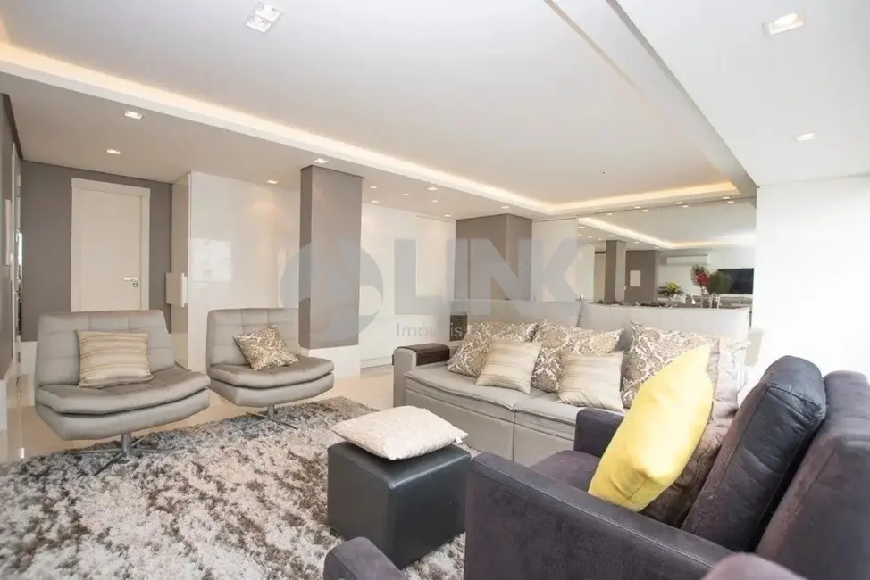 Foto 4 de Apartamento com 3 quartos à venda, 106m2 em Passo da Areia, Porto Alegre - RS