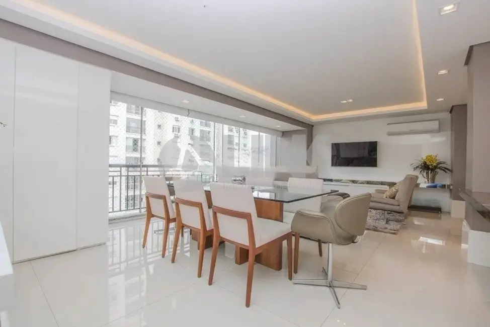 Foto 5 de Apartamento com 3 quartos à venda, 106m2 em Passo da Areia, Porto Alegre - RS