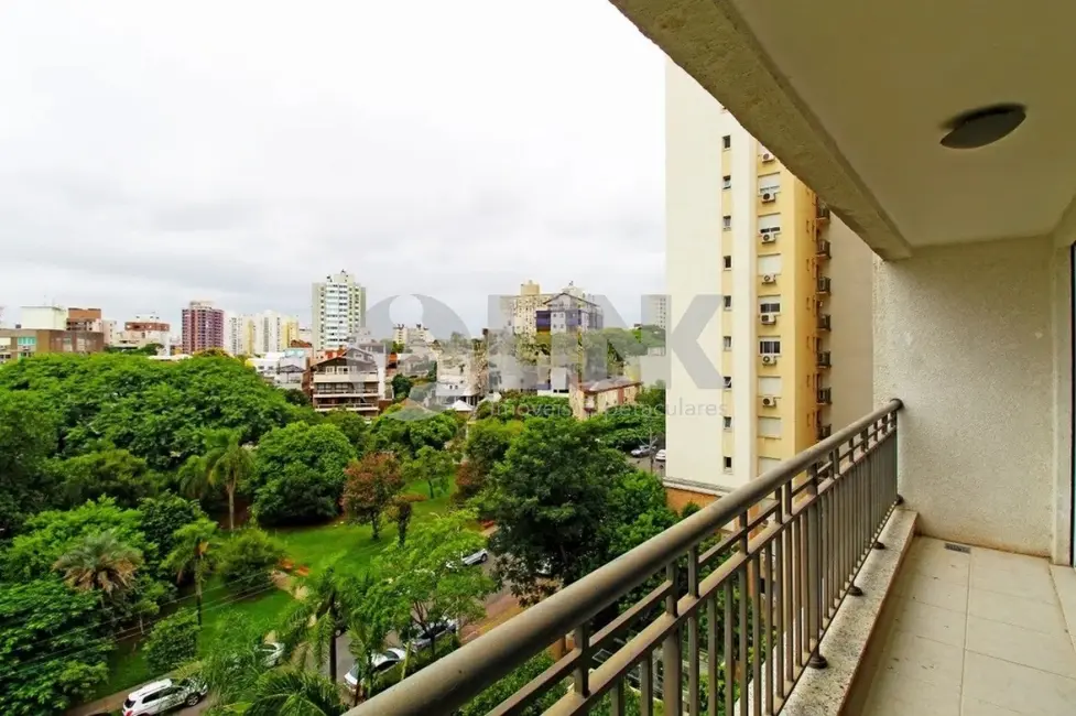 Foto 6 de Apartamento com 3 quartos à venda, 106m2 em Passo da Areia, Porto Alegre - RS