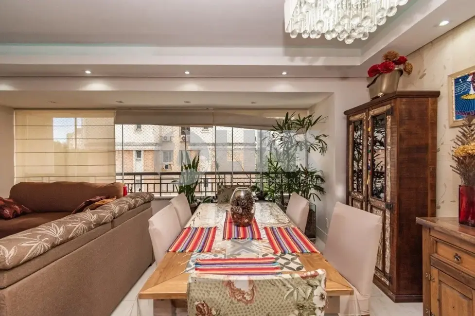 Apartamento com 3 quartos à venda, 106m2 em Passo da Areia, Porto Alegre - RS - imagem 5 Foto 5 de Apartamento com 3 quartos à venda, 106m2 em Passo da Areia, Porto Alegre - RS