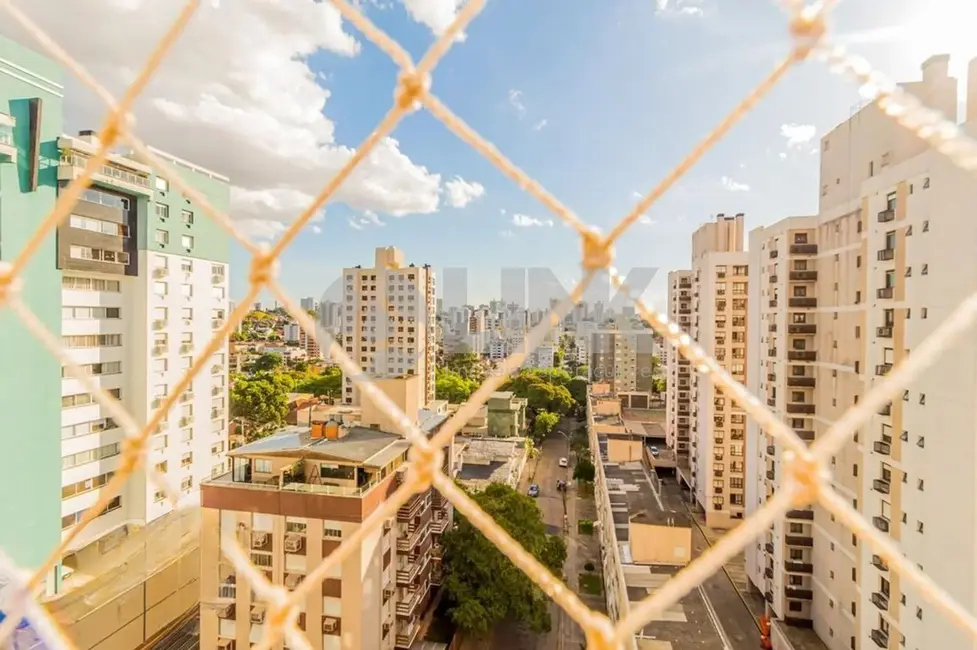 Apartamento com 3 quartos à venda, 75m2 em Passo da Areia, Porto Alegre - RS - imagem 9 Foto 9 de Apartamento com 3 quartos à venda, 75m2 em Passo da Areia, Porto Alegre - RS