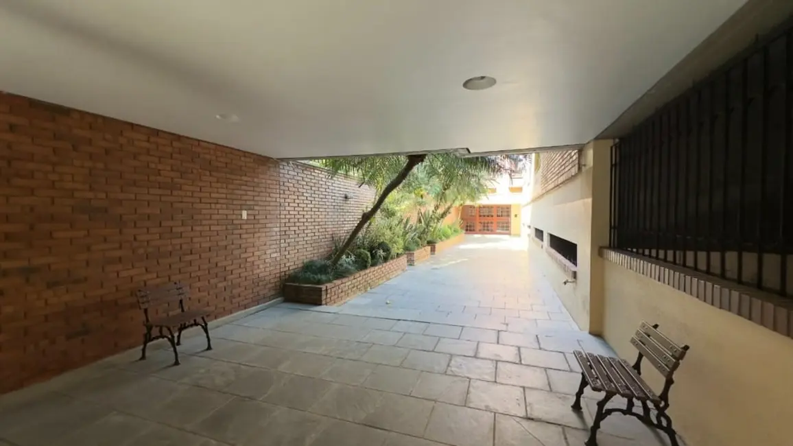 Foto 4 de Apartamento com 3 quartos à venda, 178m2 em Santa Cecília, Porto Alegre - RS