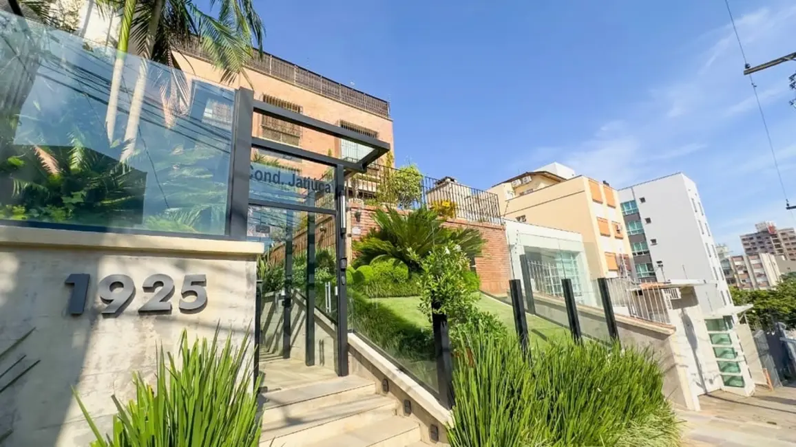 Foto 9 de Apartamento com 3 quartos à venda, 178m2 em Santa Cecília, Porto Alegre - RS