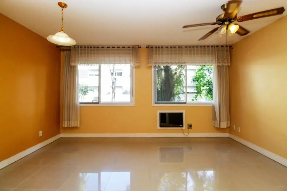 Foto 1 de Apartamento com 3 quartos à venda, 107m2 em São Geraldo, Porto Alegre - RS