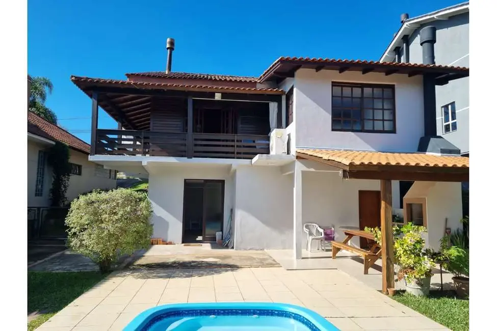 Casa de Condomínio com 3 quartos à venda, 186m2 em Elsa, Viamao - RS - imagem 3 Foto 3 de Casa de Condomínio com 3 quartos à venda, 186m2 em Elsa, Viamao - RS