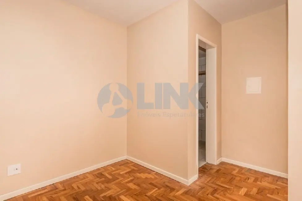 Foto 5 de Apartamento com 1 quarto à venda, 40m2 em Vila Ipiranga, Porto Alegre - RS