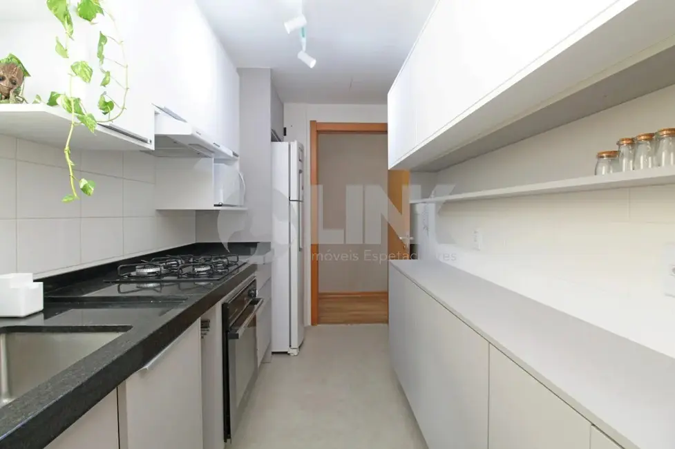 Apartamento com 3 quartos à venda, 87m2 em Passo da Areia, Porto Alegre - RS - imagem 7 Foto 7 de Apartamento com 3 quartos à venda, 87m2 em Passo da Areia, Porto Alegre - RS