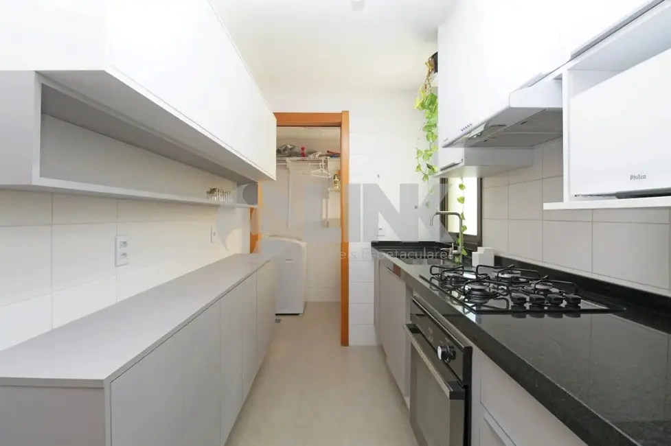 Apartamento com 3 quartos à venda, 87m2 em Passo da Areia, Porto Alegre - RS - imagem 6 Foto 6 de Apartamento com 3 quartos à venda, 87m2 em Passo da Areia, Porto Alegre - RS