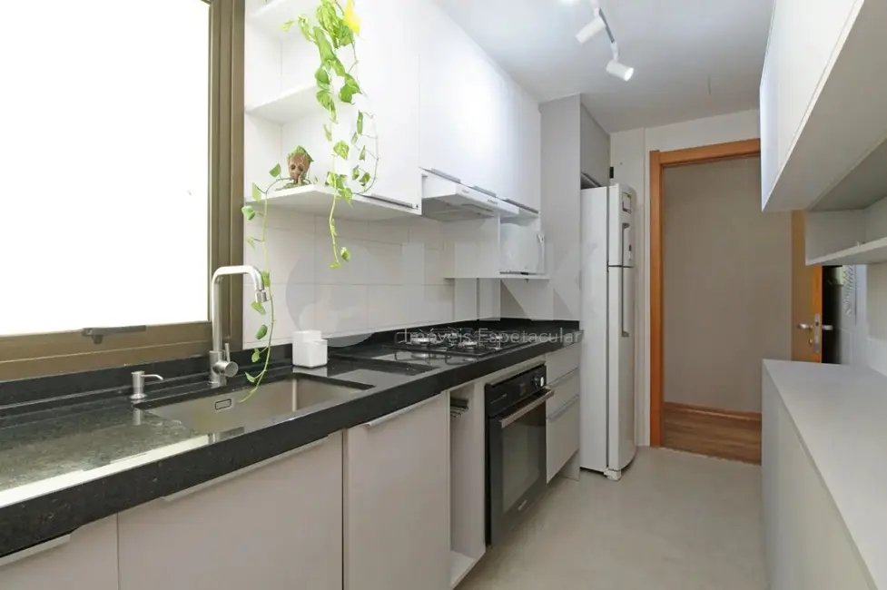 Apartamento com 3 quartos à venda, 87m2 em Passo da Areia, Porto Alegre - RS - imagem 8 Foto 8 de Apartamento com 3 quartos à venda, 87m2 em Passo da Areia, Porto Alegre - RS