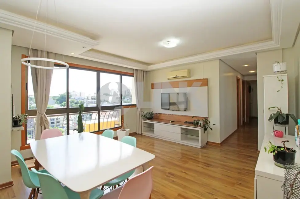 Foto 1 de Apartamento com 3 quartos à venda, 87m2 em Passo da Areia, Porto Alegre - RS