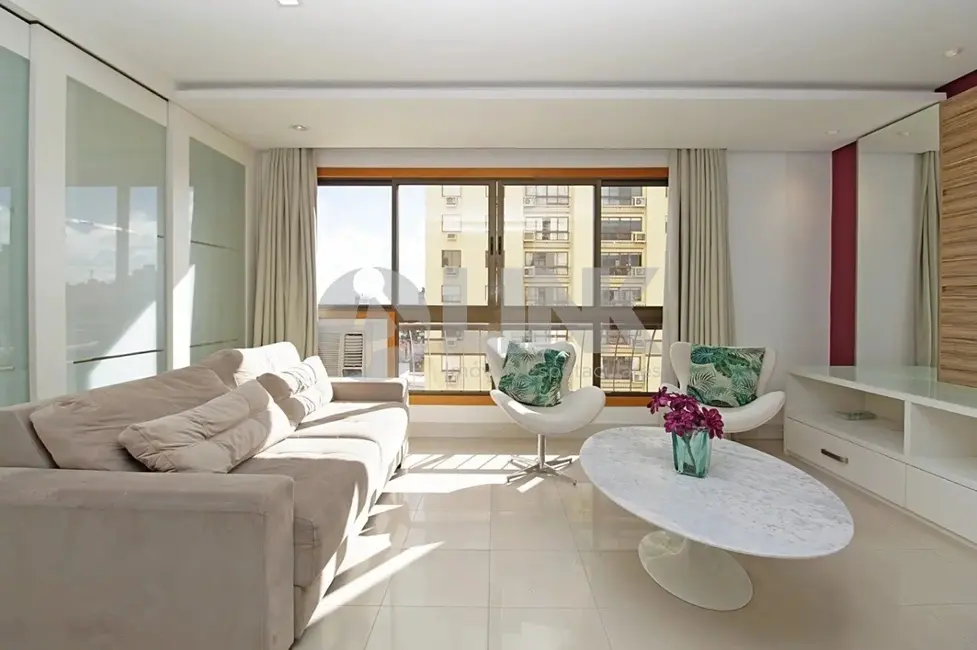 Foto 3 de Apartamento com 3 quartos à venda, 87m2 em Passo da Areia, Porto Alegre - RS