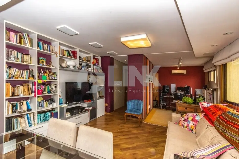 Foto 1 de Apartamento com 3 quartos à venda, 87m2 em Passo da Areia, Porto Alegre - RS
