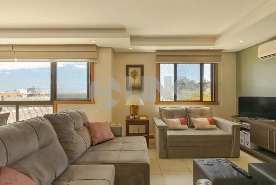 Foto 4 de Apartamento com 3 quartos à venda, 87m2 em Passo da Areia, Porto Alegre - RS