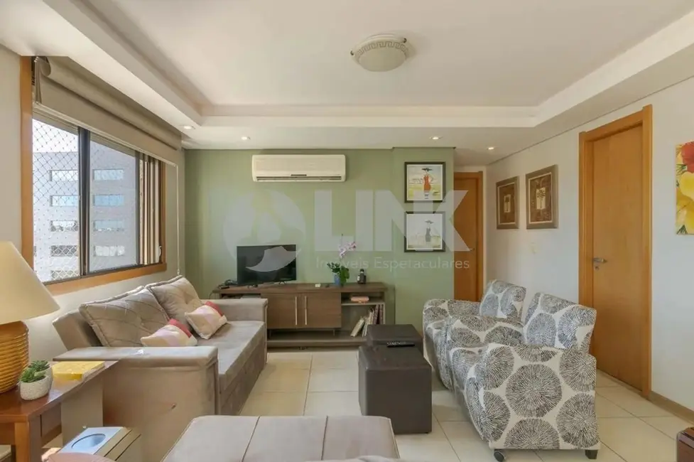 Foto 2 de Apartamento com 3 quartos à venda, 87m2 em Passo da Areia, Porto Alegre - RS