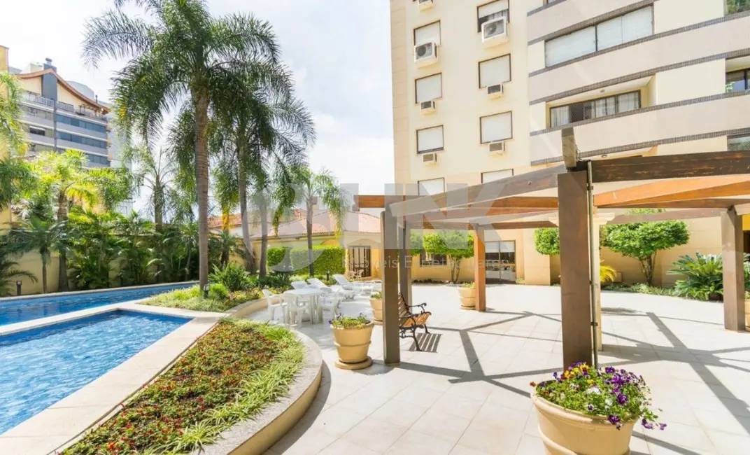 Apartamento com 3 quartos à venda, 87m2 em Passo da Areia, Porto Alegre - RS - imagem 9 Foto 9 de Apartamento com 3 quartos à venda, 87m2 em Passo da Areia, Porto Alegre - RS