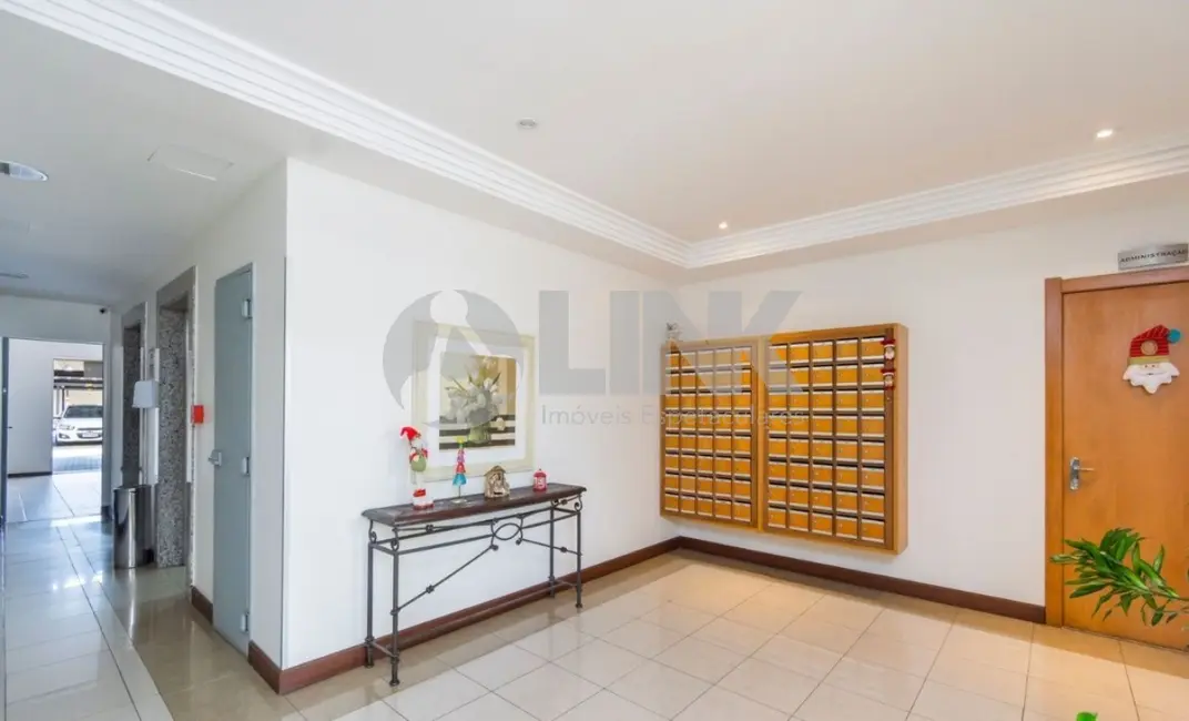 Apartamento com 3 quartos à venda, 87m2 em Passo da Areia, Porto Alegre - RS - imagem 3 Foto 3 de Apartamento com 3 quartos à venda, 87m2 em Passo da Areia, Porto Alegre - RS