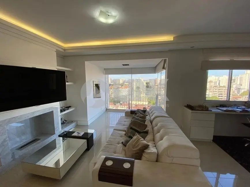 Apartamento com 3 quartos à venda, 82m2 em Passo da Areia, Porto Alegre - RS - imagem 8 Foto 8 de Apartamento com 3 quartos à venda, 82m2 em Passo da Areia, Porto Alegre - RS