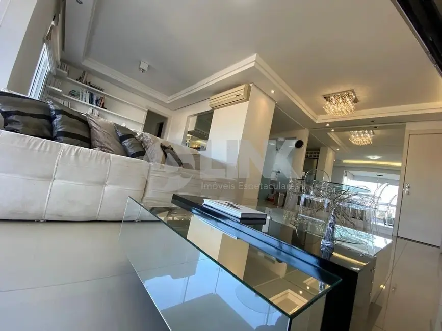 Apartamento com 3 quartos à venda, 82m2 em Passo da Areia, Porto Alegre - RS - imagem 6 Foto 6 de Apartamento com 3 quartos à venda, 82m2 em Passo da Areia, Porto Alegre - RS
