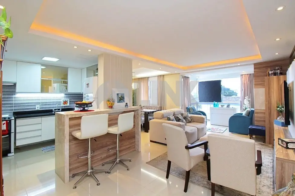 Apartamento com 2 quartos à venda, 82m2 em Passo da Areia, Porto Alegre - RS - imagem 2 Foto 2 de Apartamento com 2 quartos à venda, 82m2 em Passo da Areia, Porto Alegre - RS