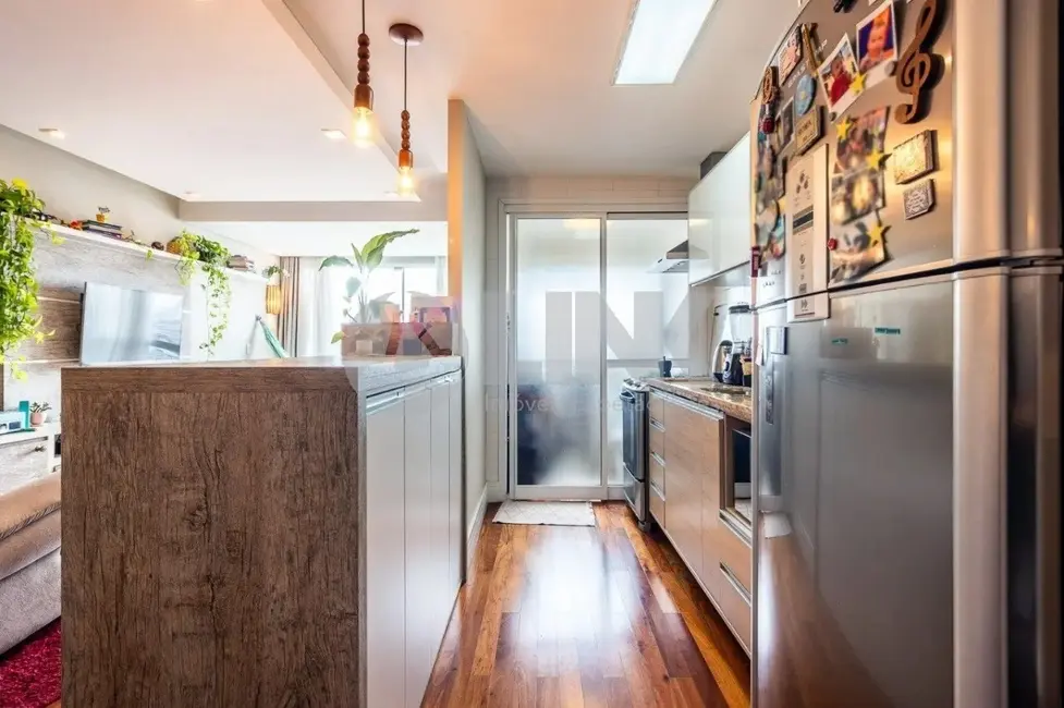 Foto 8 de Apartamento com 2 quartos à venda, 70m2 em Passo da Areia, Porto Alegre - RS