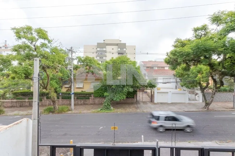 Foto 3 de Casa com 3 quartos à venda, 203m2 em Higienópolis, Porto Alegre - RS