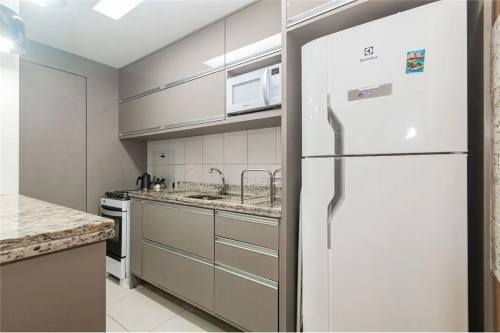 Foto 5 de Apartamento com 2 quartos à venda, 66m2 em Auxiliadora, Porto Alegre - RS