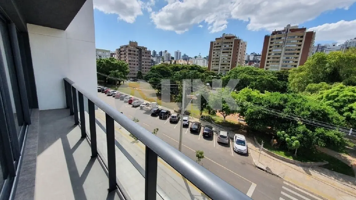 Apartamento com 1 quarto à venda, 67m2 em Petrópolis, Porto Alegre - RS - imagem 3 Foto 3 de Apartamento com 1 quarto à venda, 67m2 em Petrópolis, Porto Alegre - RS