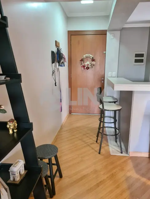 Apartamento com 3 quartos à venda, 70m2 em Cristo Redentor, Porto Alegre - RS - imagem 4 Foto 4 de Apartamento com 3 quartos à venda, 70m2 em Cristo Redentor, Porto Alegre - RS