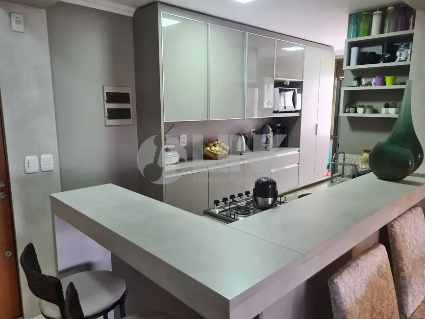 Apartamento com 3 quartos à venda, 70m2 em Cristo Redentor, Porto Alegre - RS - imagem 7 Foto 7 de Apartamento com 3 quartos à venda, 70m2 em Cristo Redentor, Porto Alegre - RS