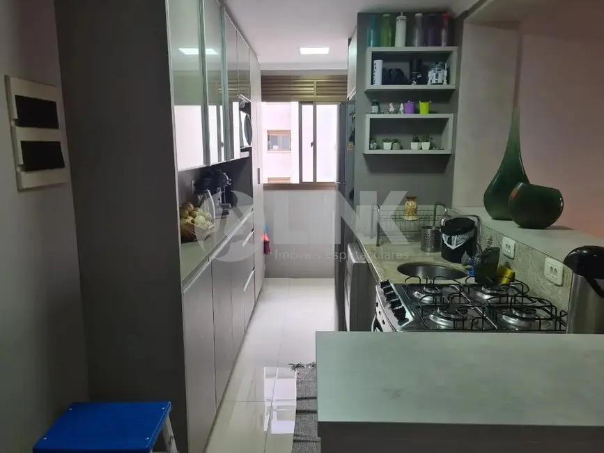 Apartamento com 3 quartos à venda, 70m2 em Cristo Redentor, Porto Alegre - RS - imagem 8 Foto 8 de Apartamento com 3 quartos à venda, 70m2 em Cristo Redentor, Porto Alegre - RS