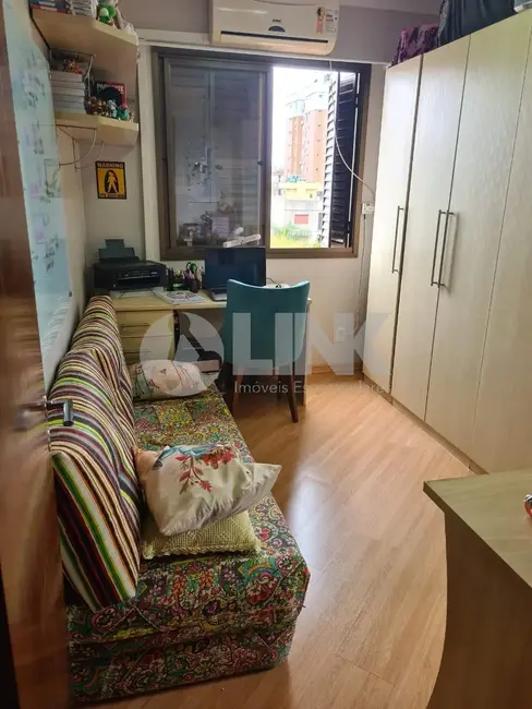 Apartamento com 3 quartos à venda, 70m2 em Cristo Redentor, Porto Alegre - RS - imagem 3 Foto 3 de Apartamento com 3 quartos à venda, 70m2 em Cristo Redentor, Porto Alegre - RS