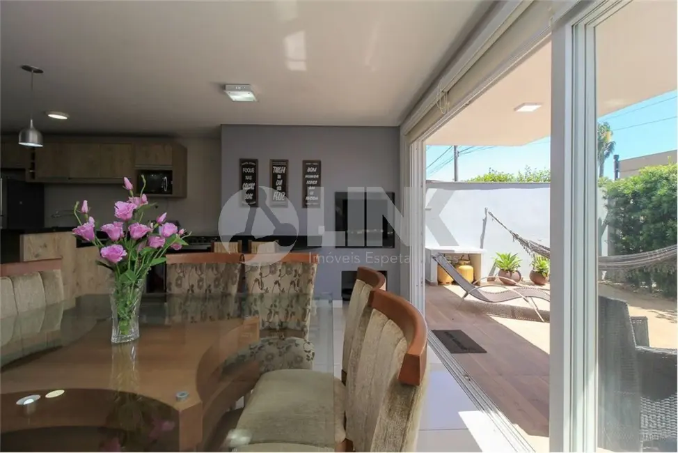 Foto 8 de Casa de Condomínio com 3 quartos à venda, 153m2 em Hípica, Porto Alegre - RS