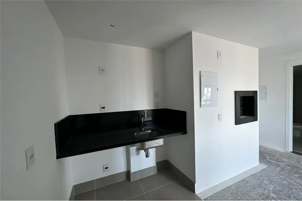 Apartamento com 1 quarto à venda, 43m2 em Auxiliadora, Porto Alegre - RS - imagem 3 Foto 3 de Apartamento com 1 quarto à venda, 43m2 em Auxiliadora, Porto Alegre - RS