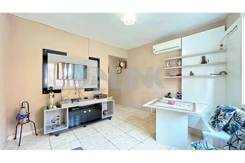 Foto 2 de Apartamento com 2 quartos à venda, 58m2 em Centro Histórico, Porto Alegre - RS