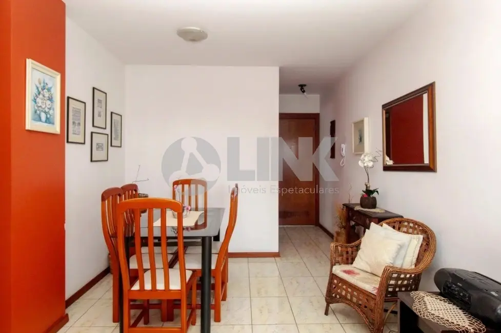 Apartamento com 3 quartos à venda, 70m2 em Cristo Redentor, Porto Alegre - RS - imagem 8 Foto 8 de Apartamento com 3 quartos à venda, 70m2 em Cristo Redentor, Porto Alegre - RS